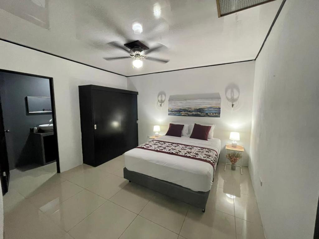 Apartamentos Cielo #1, Airport Juan Santamaria Alajuela Kültér fotó